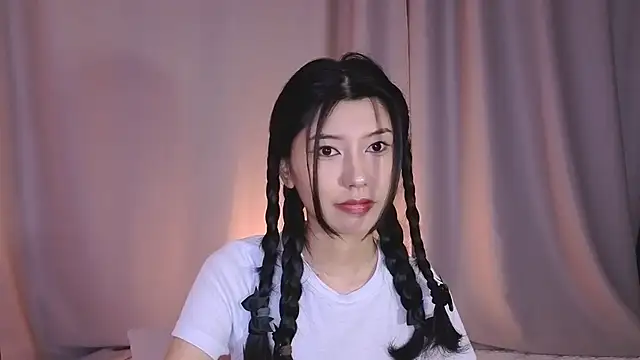 Snapshot of sunarinsun chatting on May 12, 2026, 9:21 pm sunarinsun online show from May 12, 2026, 9:21 pm