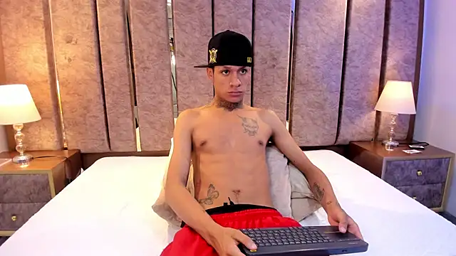 Snapshot of GaelCarter chatting on November 7, 2025, 4:28 am GaelCarter online show from November 7, 2025, 4:28 am