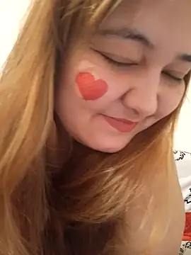 MollyJanette online show from November 30, 2025, 5:14 pm