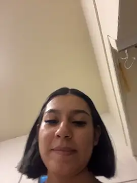 AlyssaRay online show from May 9, 2026, 4:54 pm