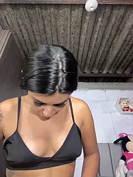 AlyssaRay online show from May 30, 2026, 12:44 pm