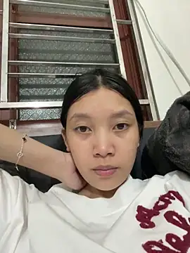 linh-lan1 online show from June 17, 2026, 2:49 pm