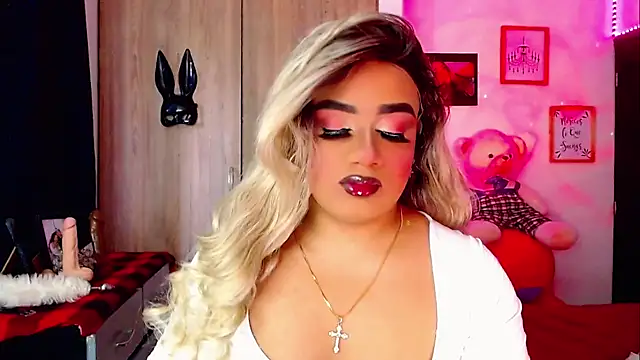 Sofiabigcock22 online show from November 19, 2025, 11:32 am