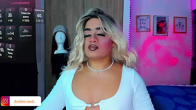 Snapshot of Sofiabigcock22 chatting on March 26, 2026, 10:51 pm Sofiabigcock22 online show from March 26, 2026, 10:51 pm