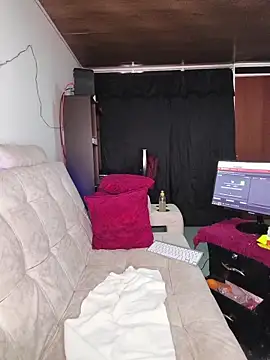 Snapshot of kitten25-hott chatting on November 21, 2025, 1:04 am kitten25-hott online show from November 21, 2025, 1:04 am