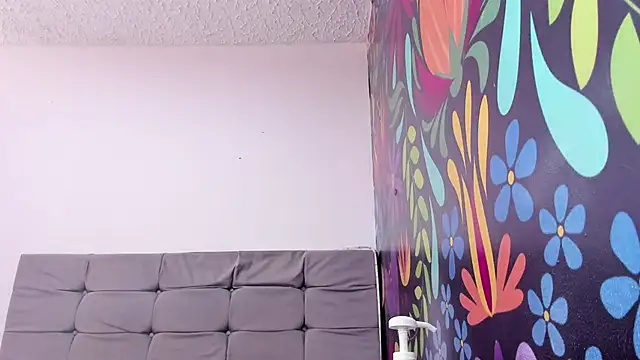 scarleth blonde69 online show from January 31, 2026, 7:12 pm