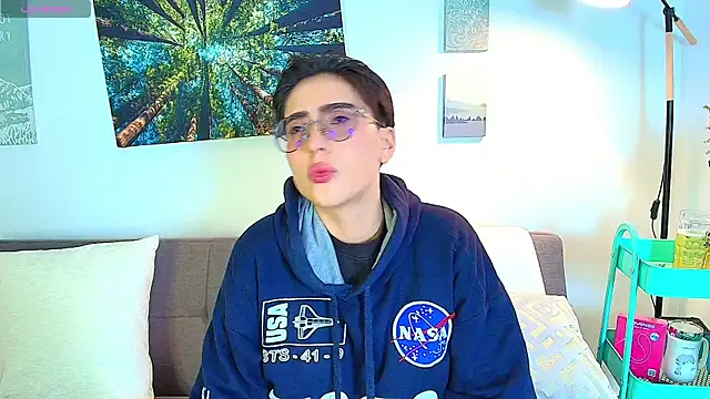 Snapshot of Alex_carter chatting on October 14, 2025, 10:16 am Alex carter online show from October 14, 2025, 10:16 am