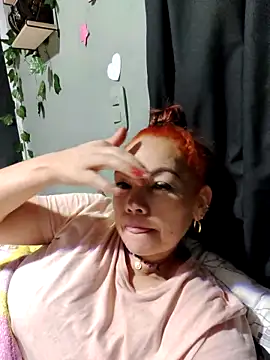 Snapshot of Sharlott_smith chatting on November 16, 2025, 2:05 am Sharlott smith online show from November 16, 2025, 2:05 am