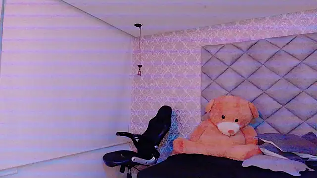 Snapshot of CARO_ADAMS1 chatting on December 23, 2025, 10:14 am CARO ADAMS1 online show from December 23, 2025, 10:14 am