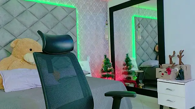 Snapshot of CARO_ADAMS1 chatting on January 11, 2026, 12:12 pm CARO ADAMS1 online show from January 11, 2026, 12:12 pm