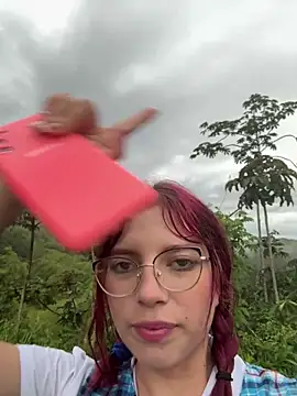 l0lita sweet online show from November 3, 2025, 9:51 pm