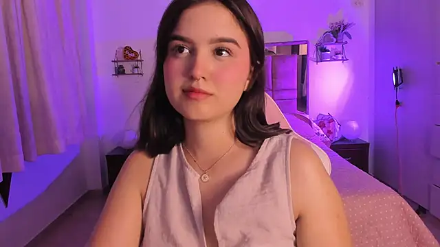 MIACUTEE  online show from February 28, 2026, 11:26 pm