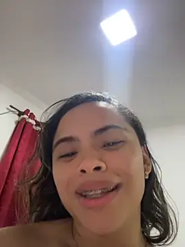 Snapshot of safadinhaquenteW chatting on October 29, 2025, 7:02 pm safadinhaquenteW online show from October 29, 2025, 7:02 pm