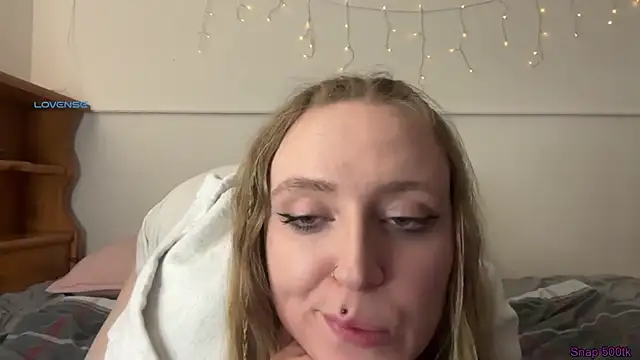 Pattyworld69 online show from April 7, 2026, 2:35 am