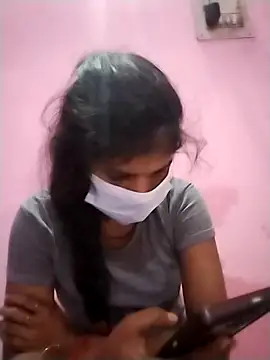 Hina School online show from October 31, 2025, 3:03 am