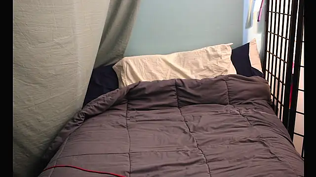 MagicalGirlFrieren online show from October 30, 2025, 4:37 pm