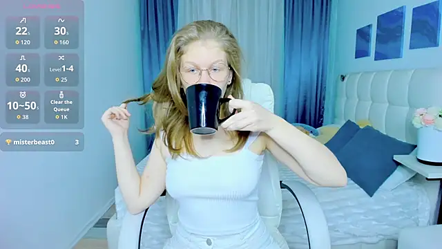 Snapshot of Angelie__Eyes chatting on November 18, 2025, 3:48 pm Angelie Eyes online show from November 18, 2025, 3:48 pm