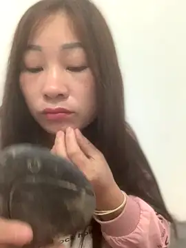 Linh sexyy online show from November 28, 2025, 9:59 pm