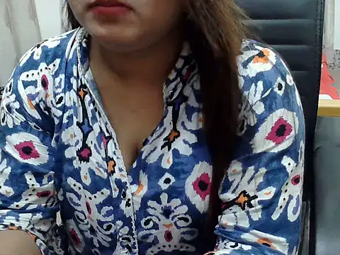 SexyRani2000 online show from July 8, 2026, 5:35 pm