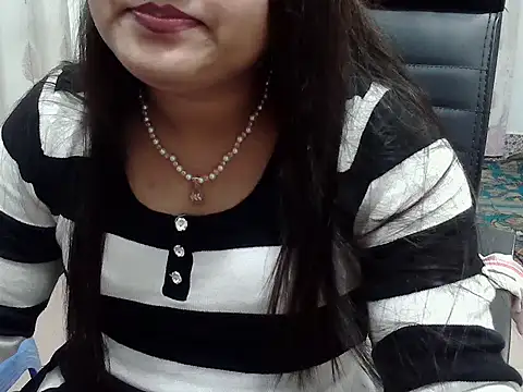 SexyRani2000 online show from January 18, 2026, 3:04 pm