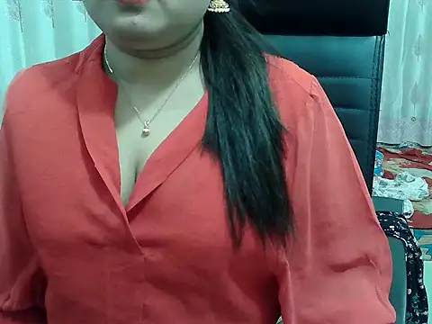 SexyRani2000 online show from April 13, 2026, 3:05 pm