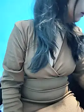 Model Show01 online show from December 14, 2025, 8:58 pm