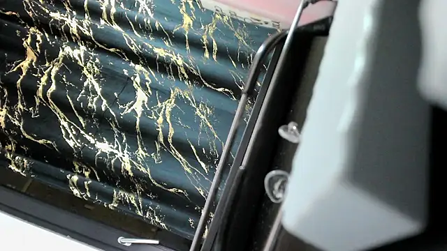 Snapshot of amara_seli chatting on November 25, 2025, 8:31 pm amara seli online show from November 25, 2025, 8:31 pm