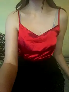 KittieCreme online show from November 5, 2025, 8:28 am