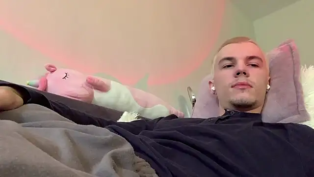 Snapshot of Jeremy1Scott chatting on June 27, 2026, 4:51 am Jeremy1Scott online show from June 27, 2026, 4:51 am
