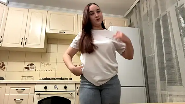 DaisyMolly online show from October 26, 2025, 5:46 pm