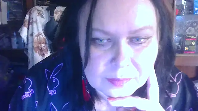 CharleeKendall online show from October 28, 2025, 4:17 pm