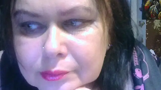 CharleeKendall online show from November 16, 2025, 11:15 am