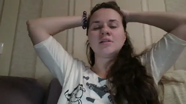 Snapshot of GiaaCaranggi chatting on February 13, 2026, 8:31 pm GiaaCaranggi online show from February 13, 2026, 8:31 pm
