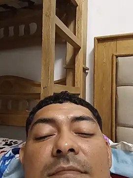 sexyandres 23 online show from June 25, 2026, 11:54 pm