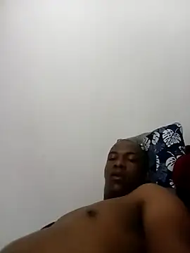 Snapshot of MyGuy352 chatting on January 8, 2026, 3:23 am MyGuy352 online show from January 8, 2026, 3:23 am