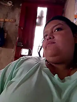Snapshot of natt-bigass chatting on April 5, 2026, 1:29 pm natt-bigass online show from April 5, 2026, 1:29 pm