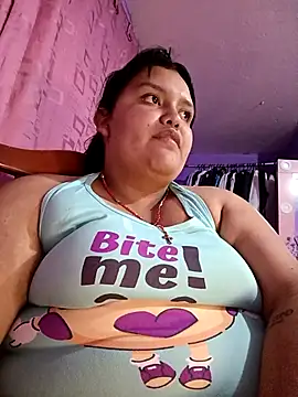 Snapshot of natt-bigass chatting on May 8, 2026, 3:21 am natt-bigass online show from May 8, 2026, 3:21 am