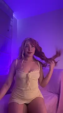 Snapshot of Amalaa_ chatting on October 28, 2025, 5:34 pm Amalaa  online show from October 28, 2025, 5:34 pm