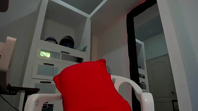 Sky Wild online show from April 4, 2026, 8:04 pm