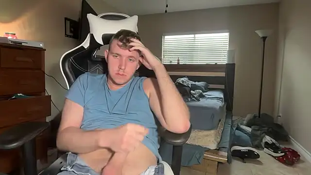 eddieeeeee1232 online show from November 30, 2025, 7:47 pm