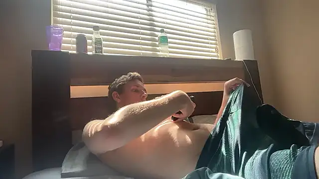 eddieeeeee1232 online show from October 26, 2025, 6:41 pm