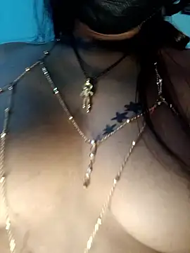 Snapshot of duskyangel chatting on May 16, 2026, 1:59 am duskyangel online show from May 16, 2026, 1:59 am
