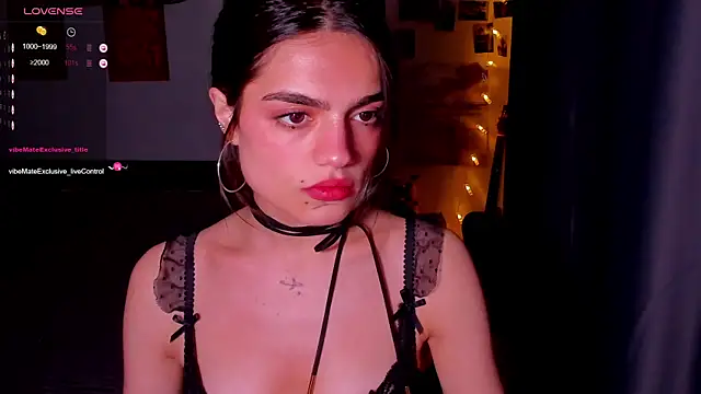 nightfloatt online show from May 6, 2026, 6:34 pm