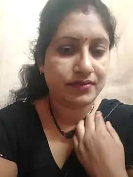 Snapshot of Rayal_bhabi chatting on May 4, 2026, 1:42 am Rayal bhabi online show from May 4, 2026, 1:42 am