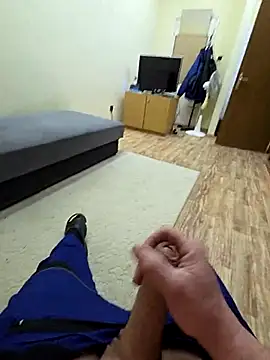 Snapshot of debrbi37 chatting on February 19, 2026, 4:15 pm debrbi37 online show from February 19, 2026, 4:15 pm