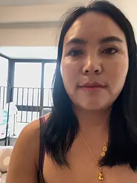 xiaoyue-cc online show from October 22, 2025, 5:07 am