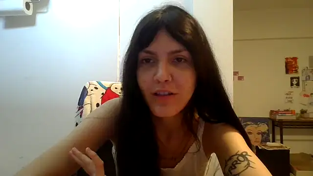 miapink33 online show from February 15, 2026, 2:23 am