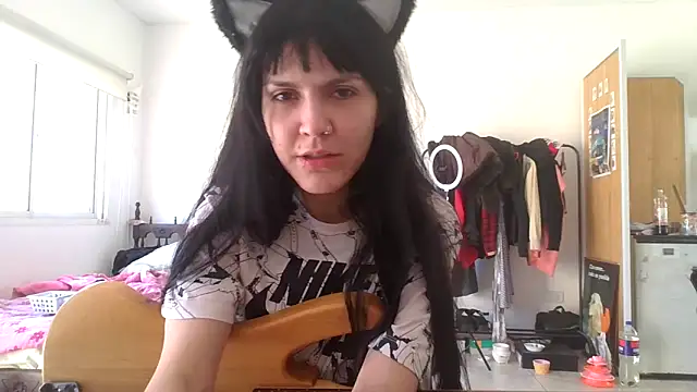 Snapshot of miapink33 chatting on November 24, 2025, 6:08 pm miapink33 online show from November 24, 2025, 6:08 pm