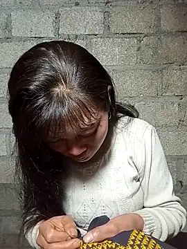 siusiu-00 online show from November 19, 2025, 1:22 pm