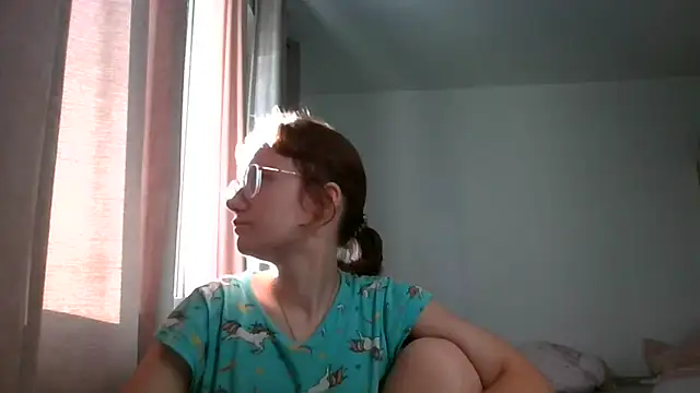Snapshot of LuckySLove chatting on July 14, 2026, 6:03 pm LuckySLove online show from July 14, 2026, 6:03 pm